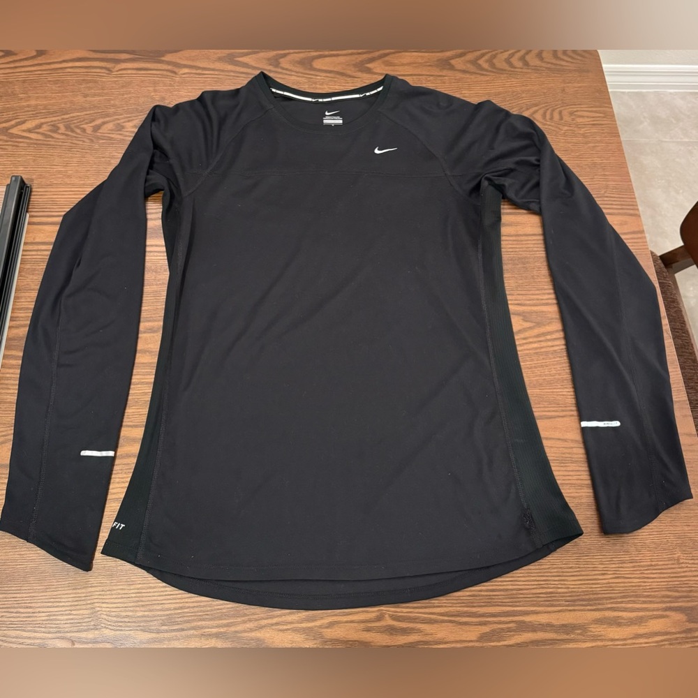 Nike Women’s Black Long Sleeve Running Shirt, Size L